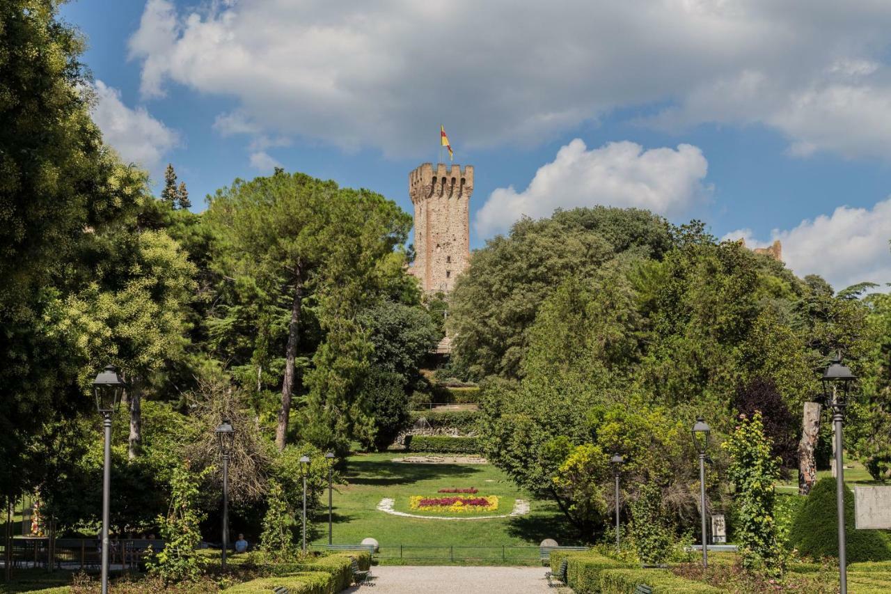 Hotel Beatrice Эсте Экстерьер фото