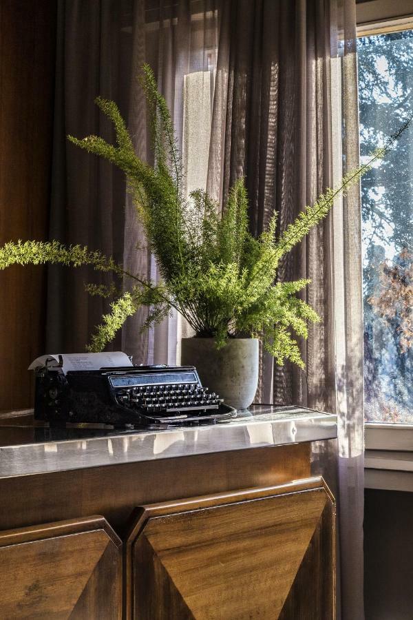 Hotel Beatrice Эсте Экстерьер фото